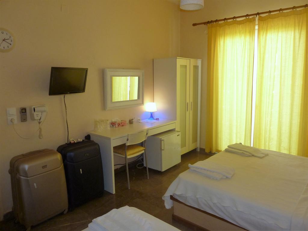 Zoe Pension Ermioni Exterior photo